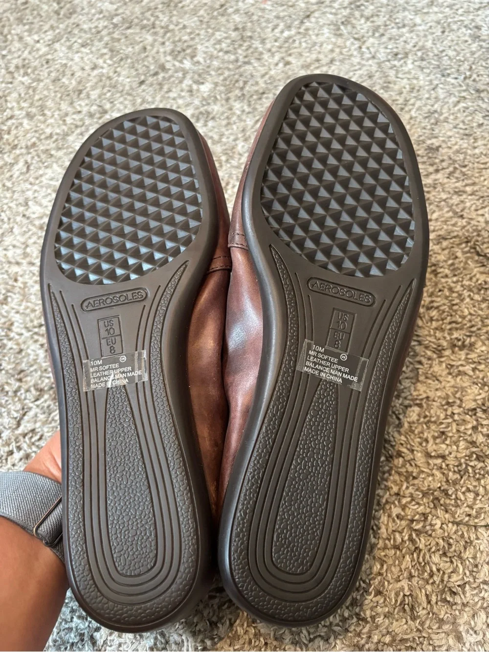 New aerosoles flats